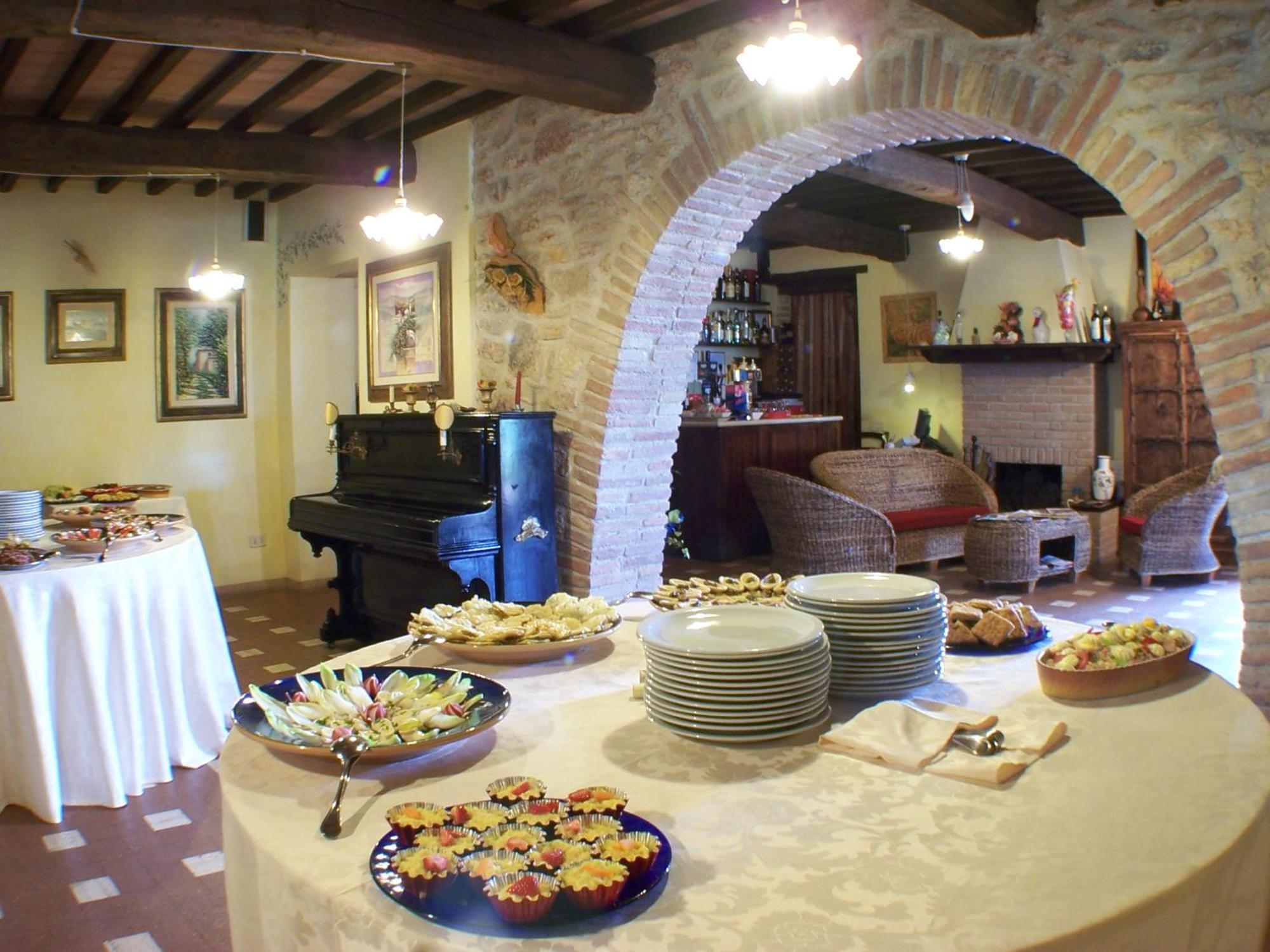 Agriturismo La Casella San Terenziano Eksteriør billede