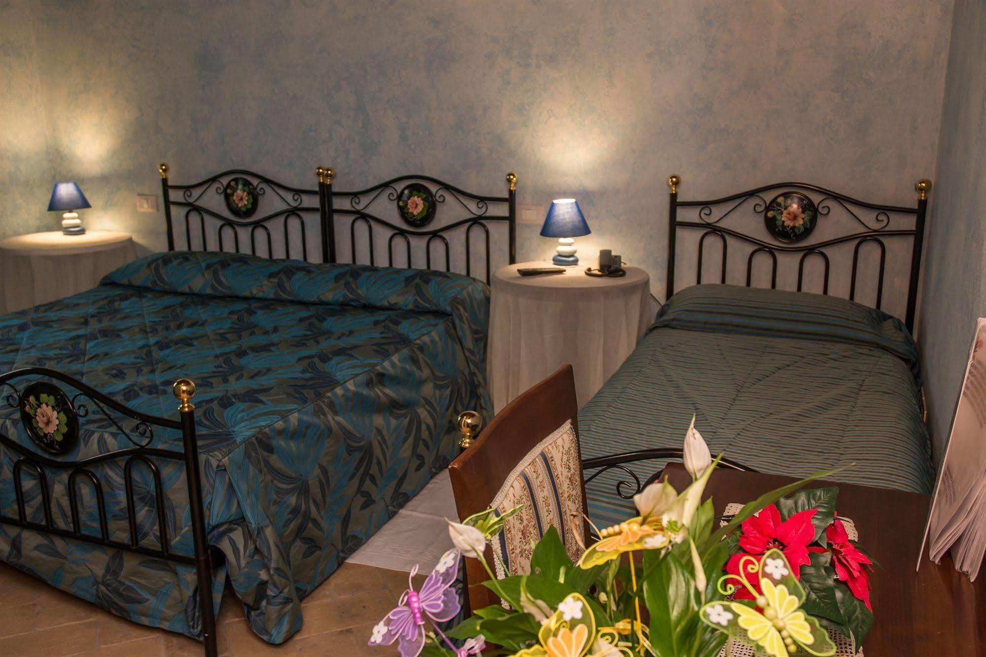 Agriturismo La Casella San Terenziano Eksteriør billede