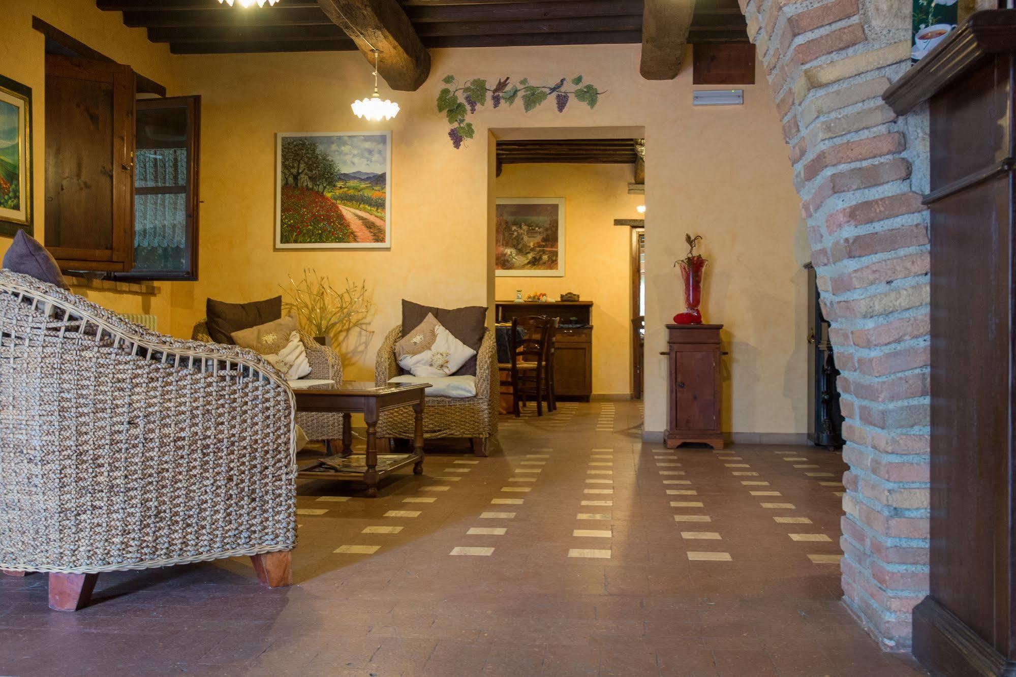 Agriturismo La Casella San Terenziano Eksteriør billede
