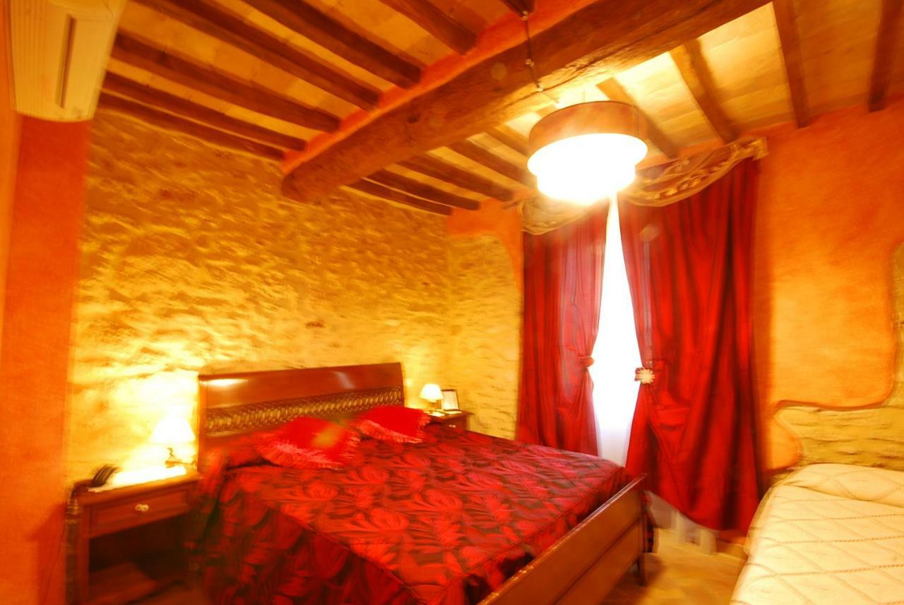 Agriturismo La Casella San Terenziano Eksteriør billede